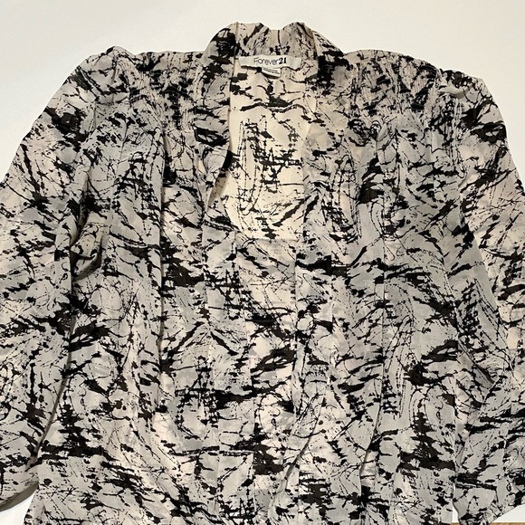 FOREVER 21 Blouse Size S - Picture 8 of 9